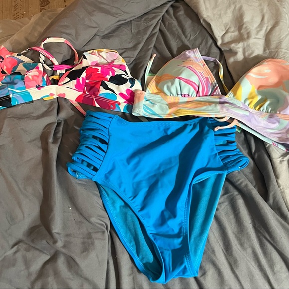 SO Other - SO Floral and Abstract Bikini Set with Blue Bottom